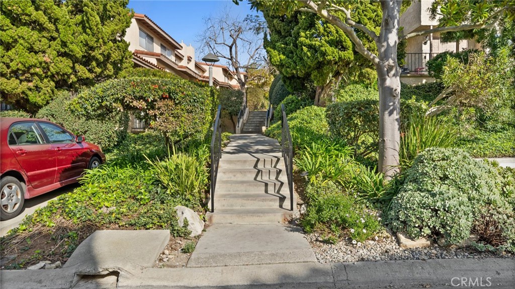 6404 Ridgebyrne Court