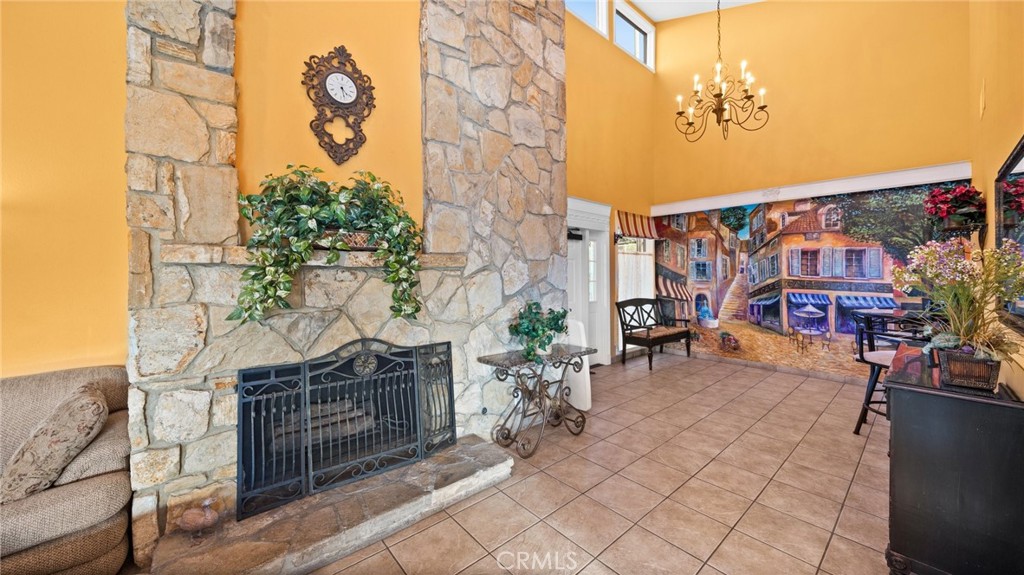 6404 Ridgebyrne Court