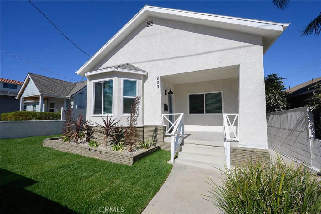 930 W 19th Street
