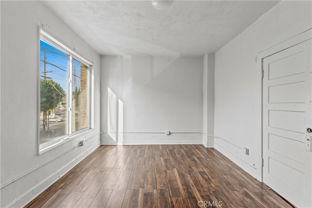 1611 Cesar Chavez