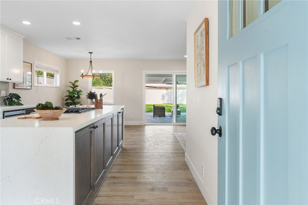 7048 Mclennan Avenue