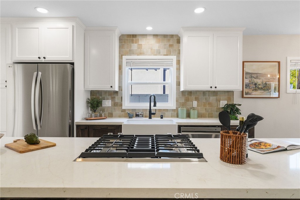 7048 Mclennan Avenue