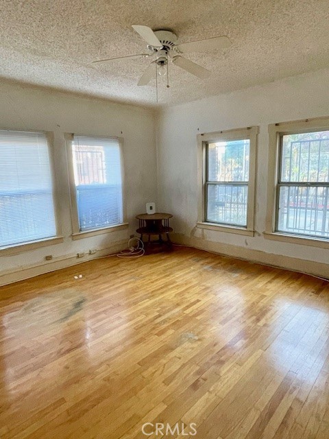 4125 S Figueroa Street 101
