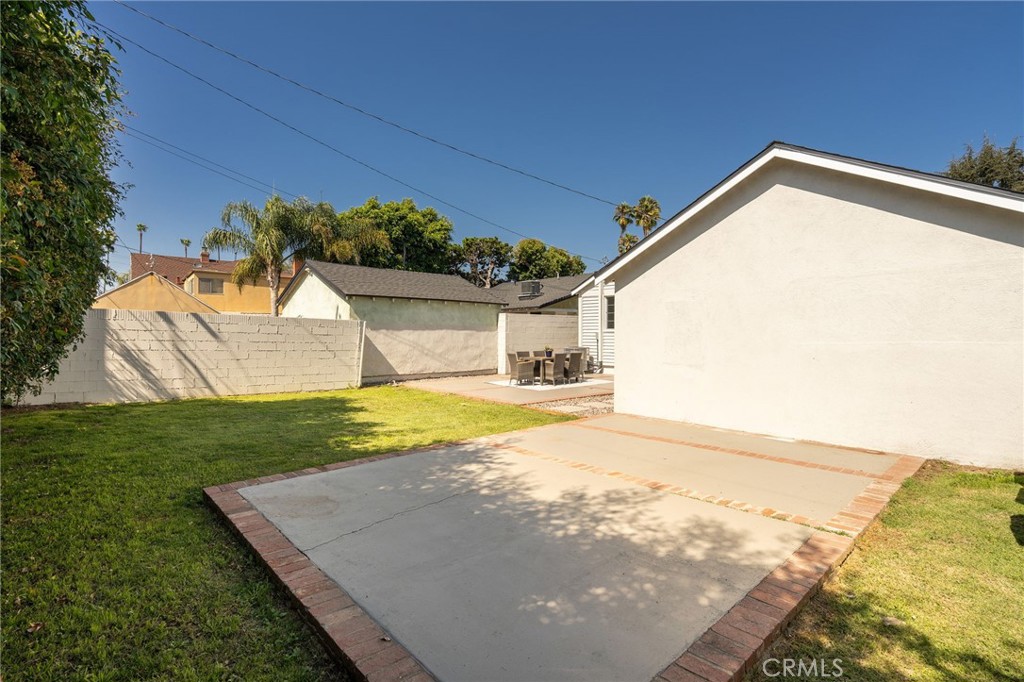 433 N Osage Avenue