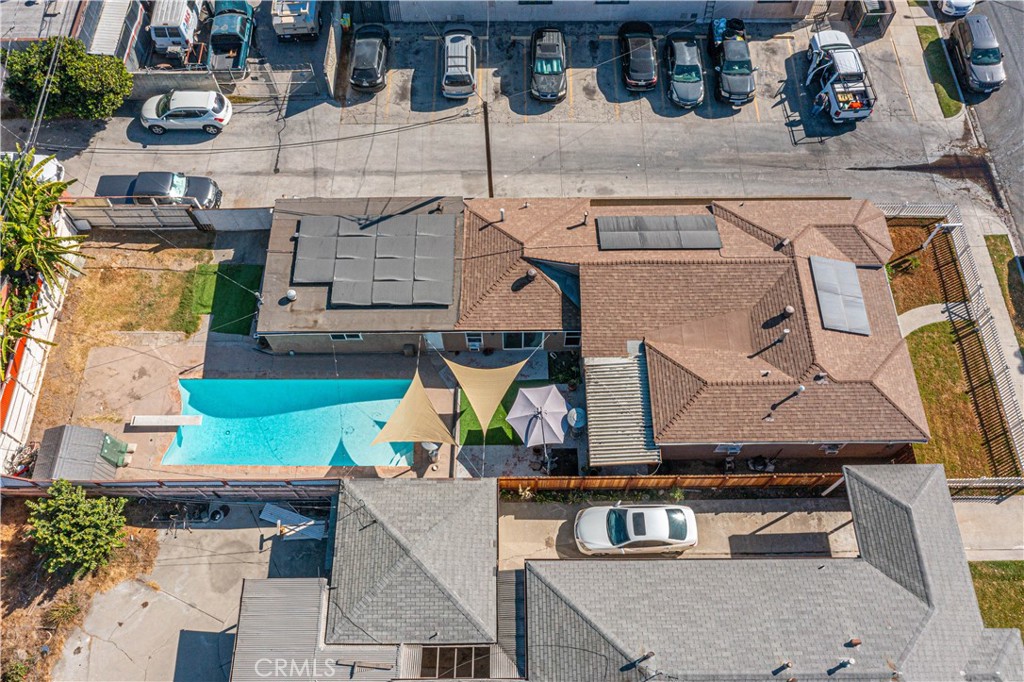 1915 E 55th Street