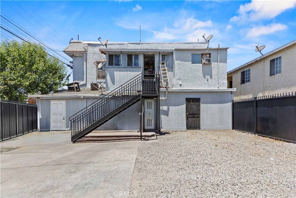 2922 Maple Avenue