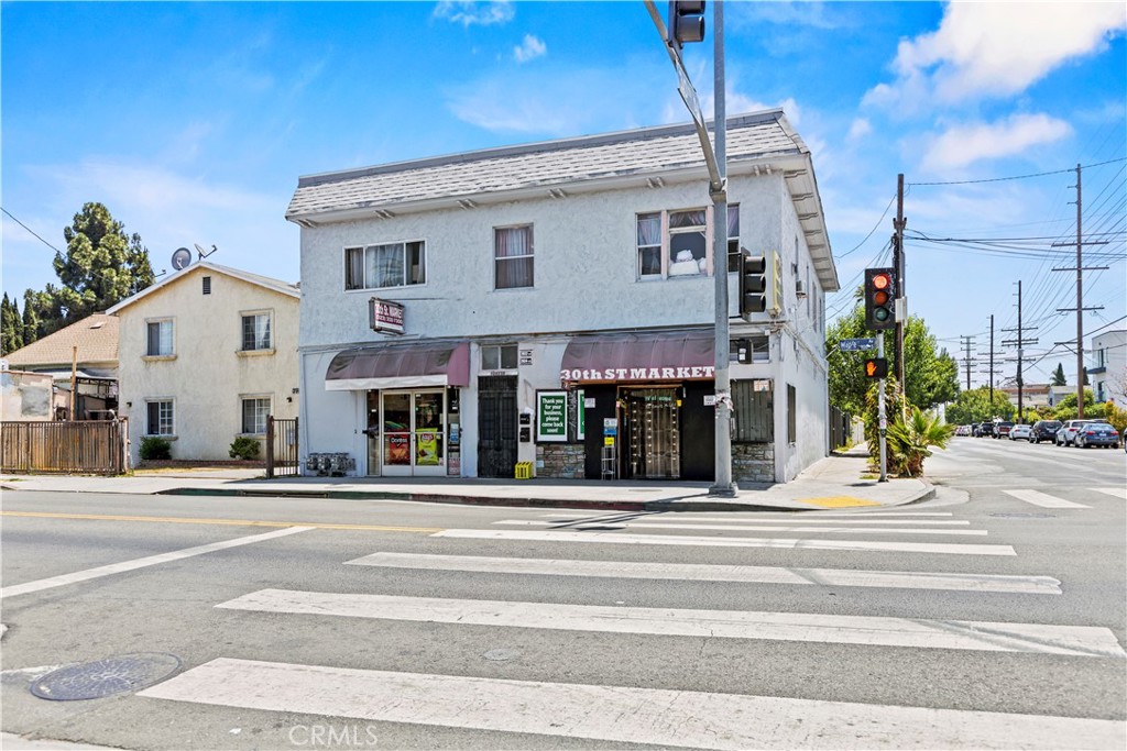2922 Maple Avenue