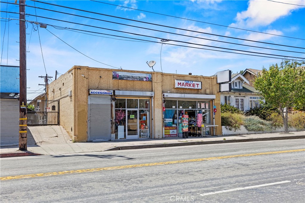 2815 S Western Avenue