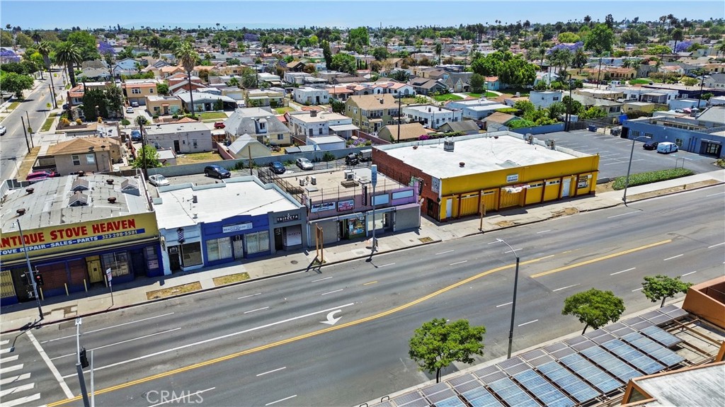 2214 W Florence Avenue