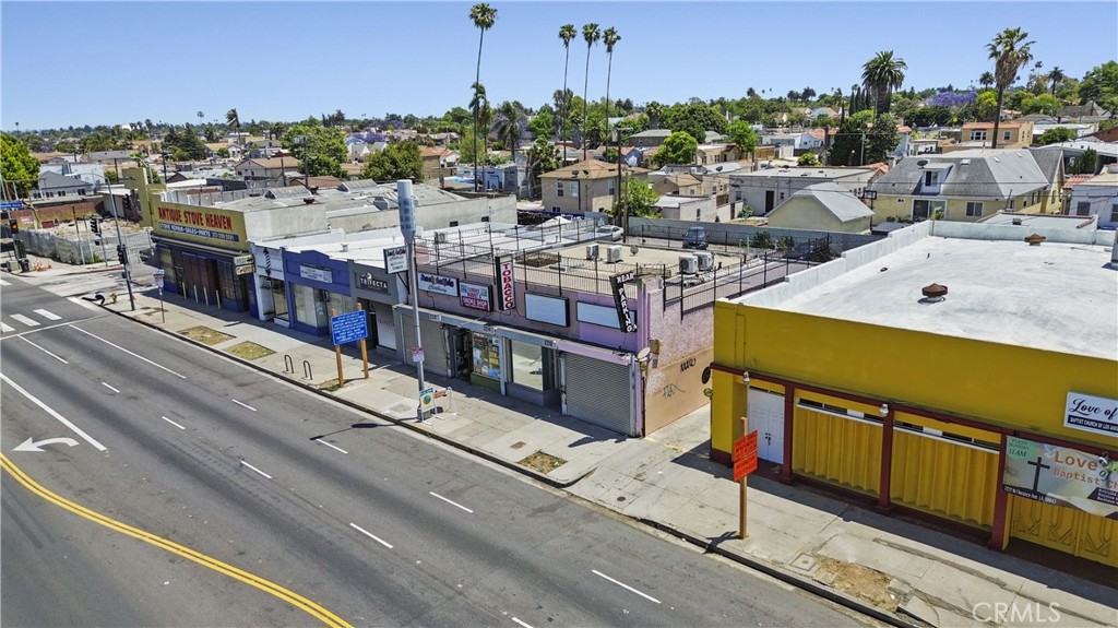 2214 W Florence Avenue