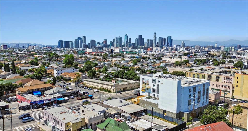 2116 S Central Avenue