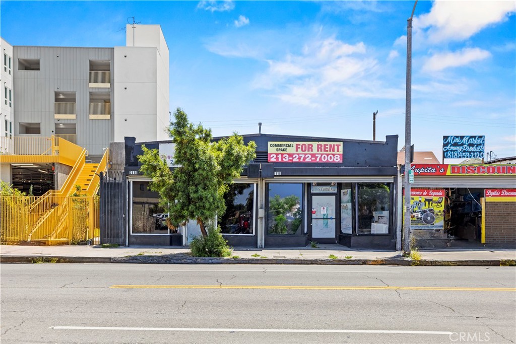 2116 S Central Avenue