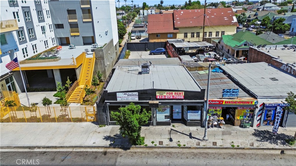 2116 S Central Avenue
