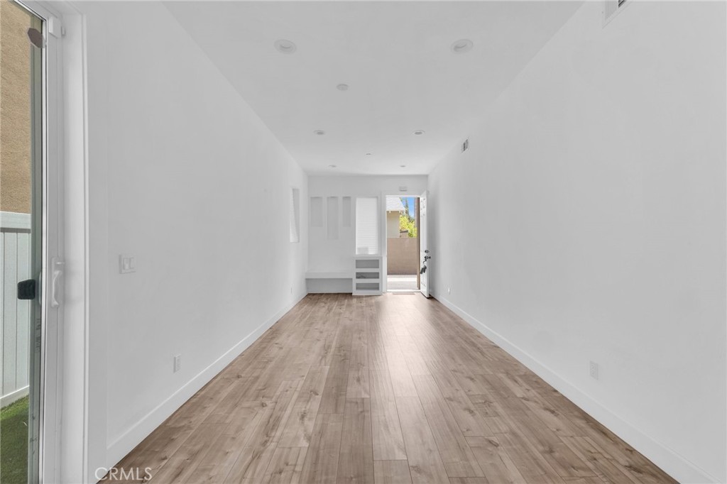 7419 N Mia Lane
