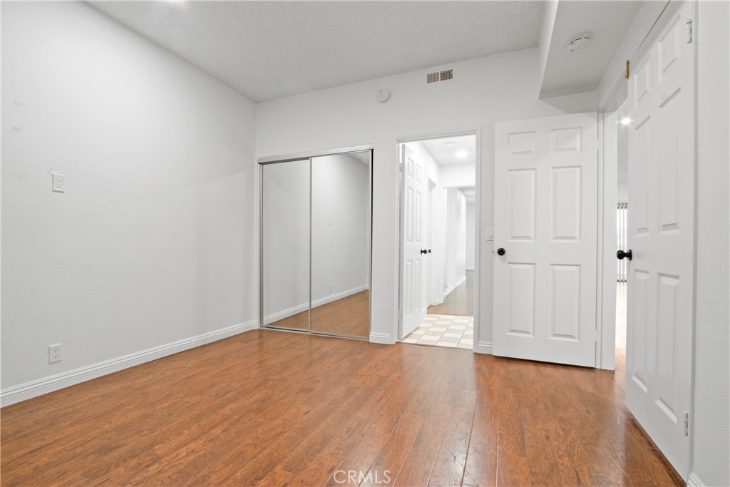 941 W Carson Street 210