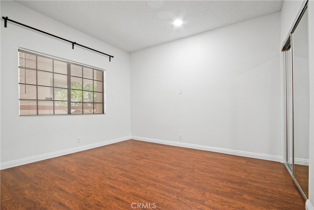 941 W Carson Street 210