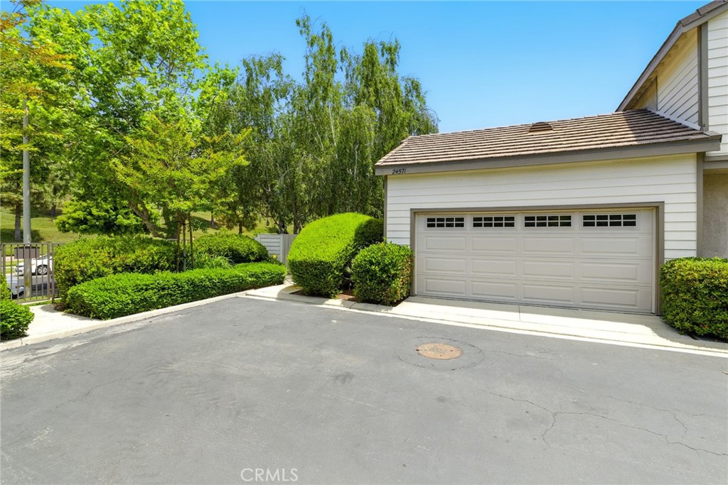 24571 Camden Court