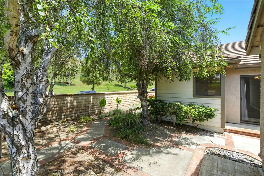 24571 Camden Court
