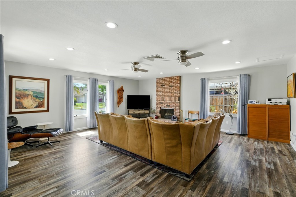 3101 Maple Avenue
