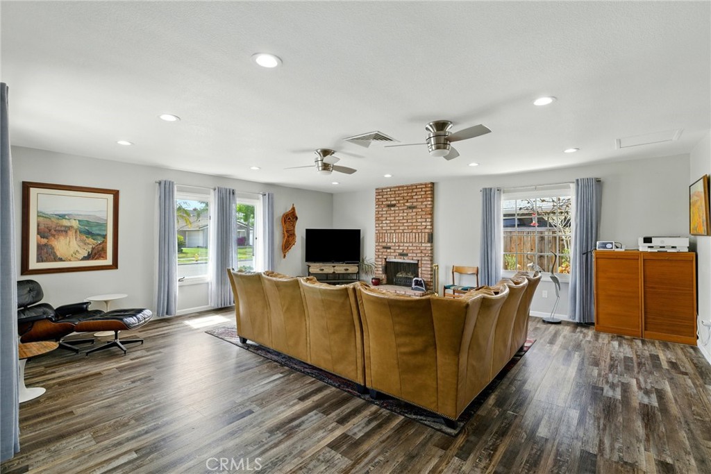 3101 Maple Avenue