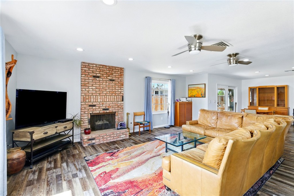 3101 Maple Avenue