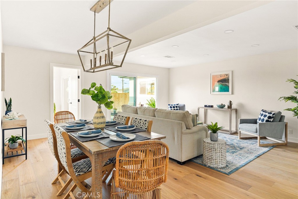 2139 W 169th Place