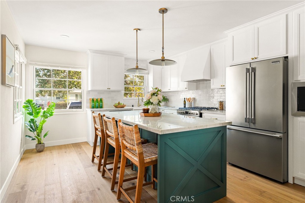 2139 W 169th Place