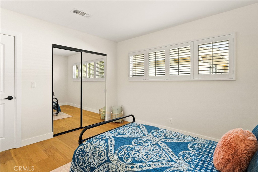 2139 W 169th Place