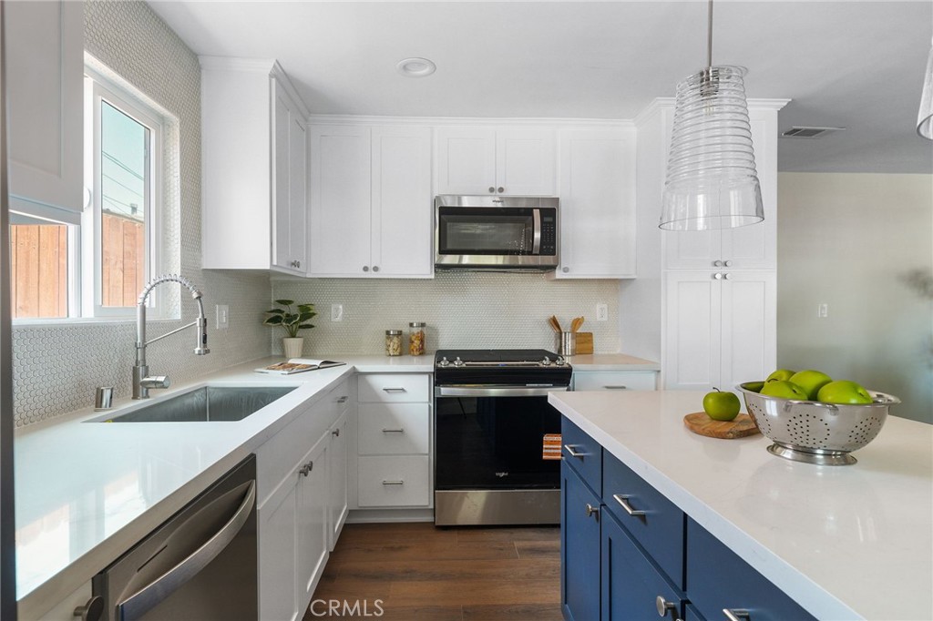 112 W Norwood Place