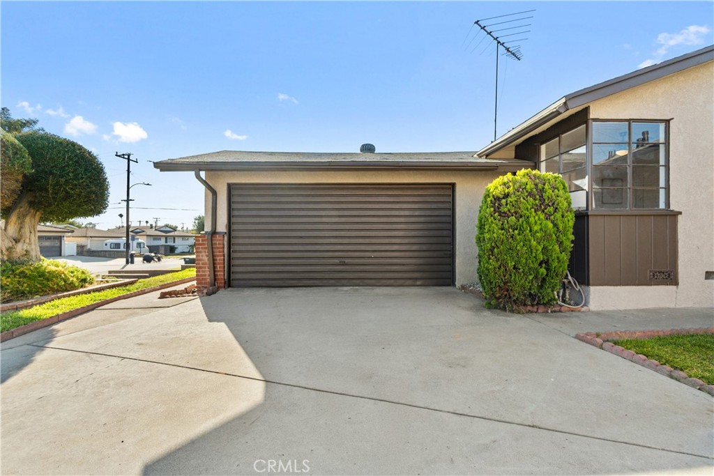 14819 San Feliciano Drive