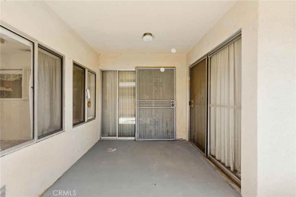 1181 Sandlewood Drive