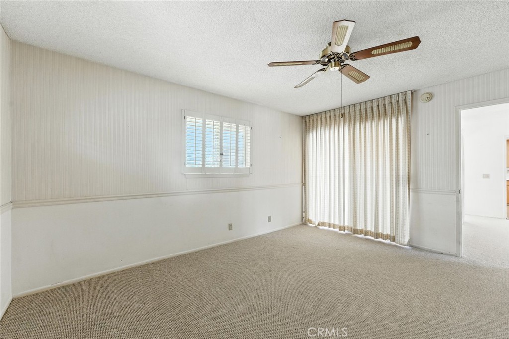 1181 Sandlewood Drive