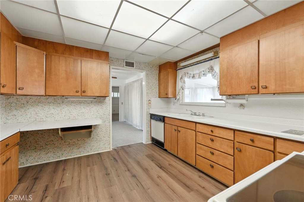 1181 Sandlewood Drive