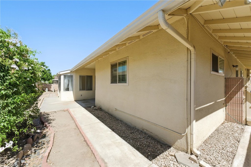 1181 Sandlewood Drive