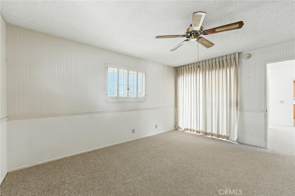 1181 Sandlewood Drive