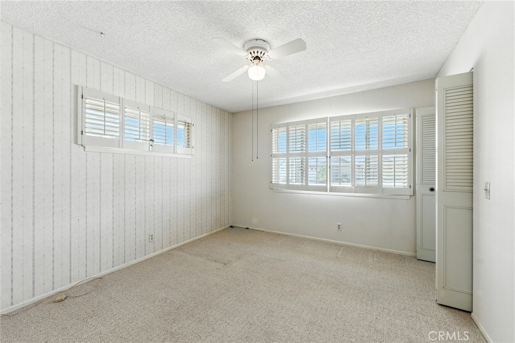 1181 Sandlewood Drive