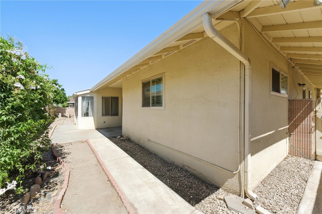 1181 Sandlewood Drive