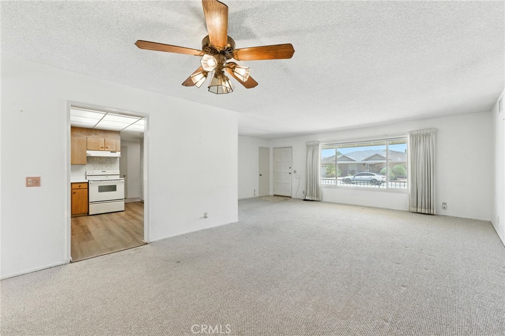 1181 Sandlewood Drive