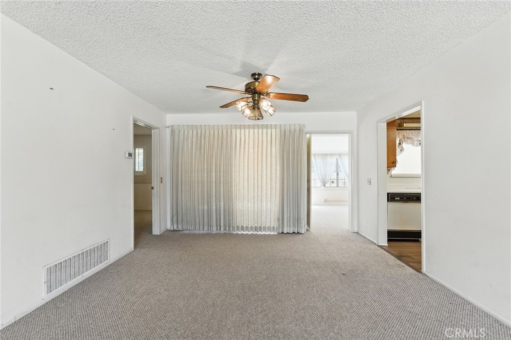 1181 Sandlewood Drive