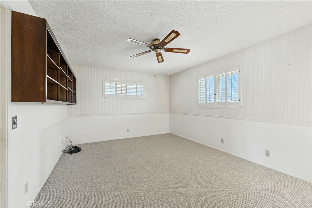 1181 Sandlewood Drive