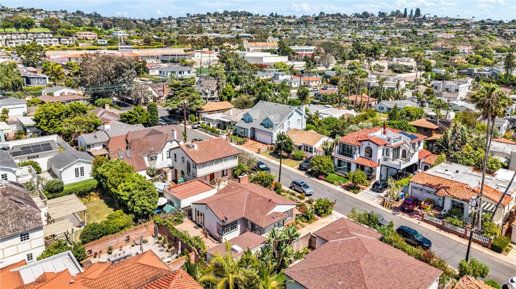 616 Rushville Street