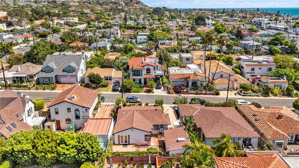 616 Rushville Street