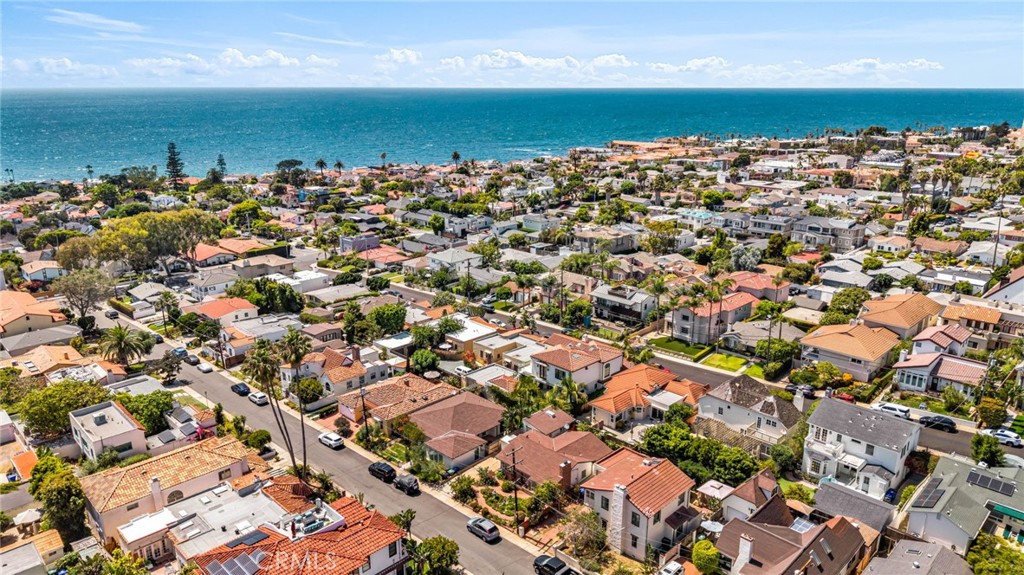 616 Rushville Street