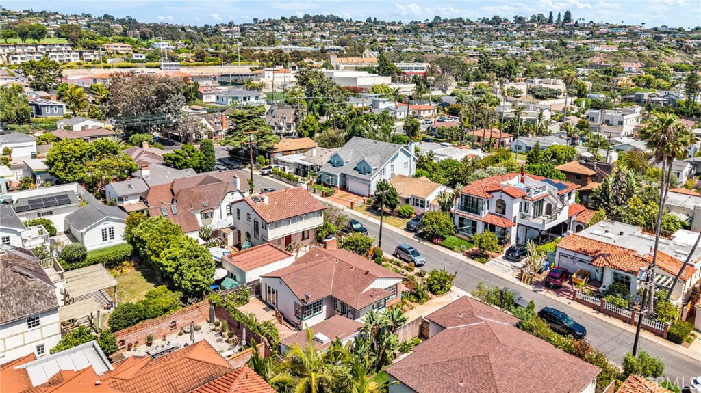 616 Rushville Street