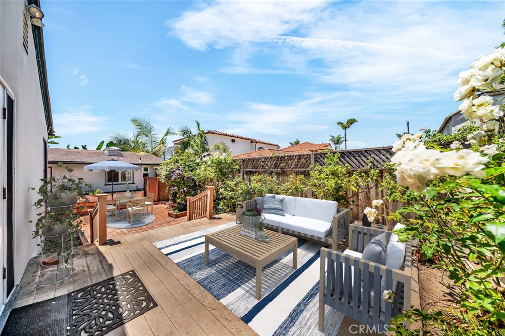 616 Rushville Street