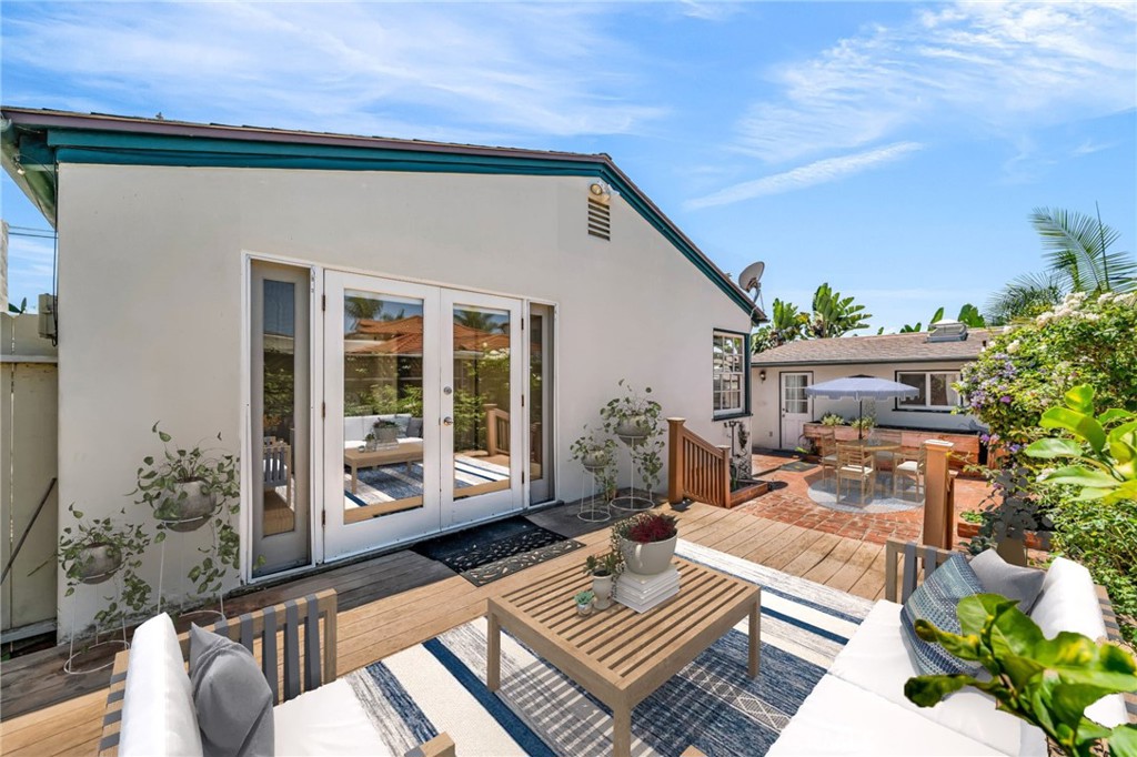 616 Rushville Street