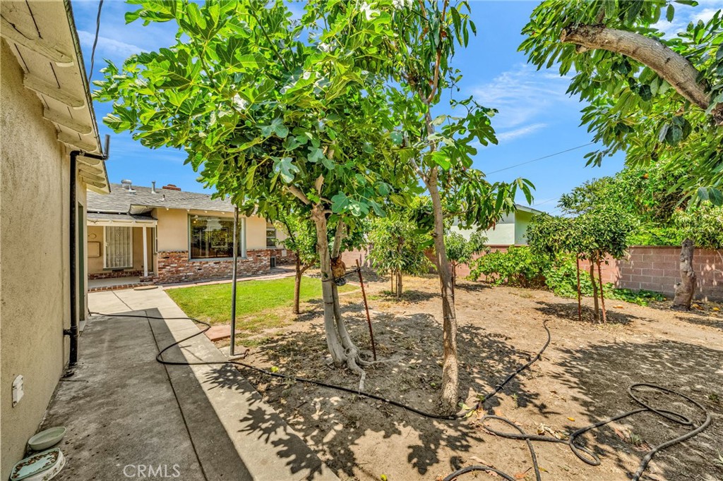 10420 Samoline Avenue