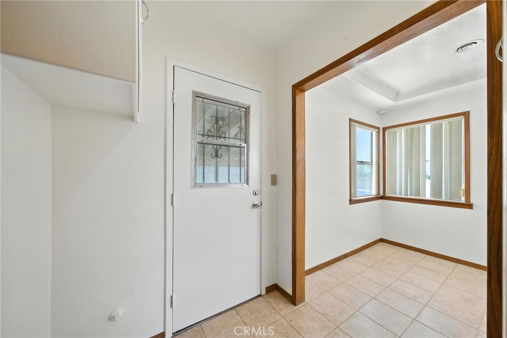 10420 Samoline Avenue