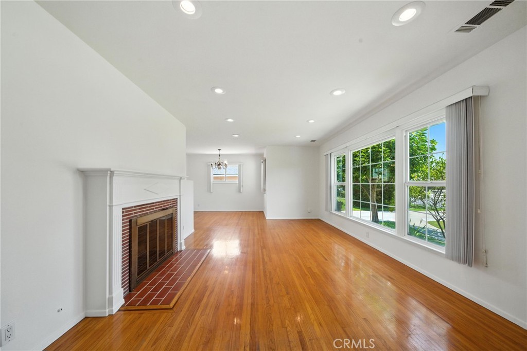 10420 Samoline Avenue