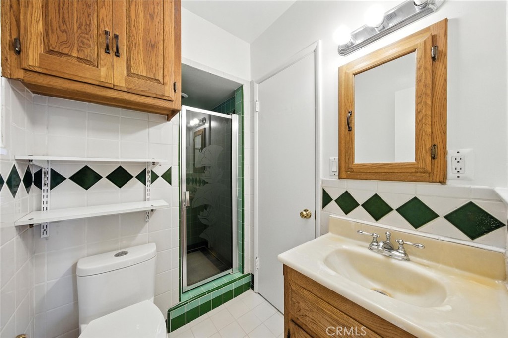 10420 Samoline Avenue